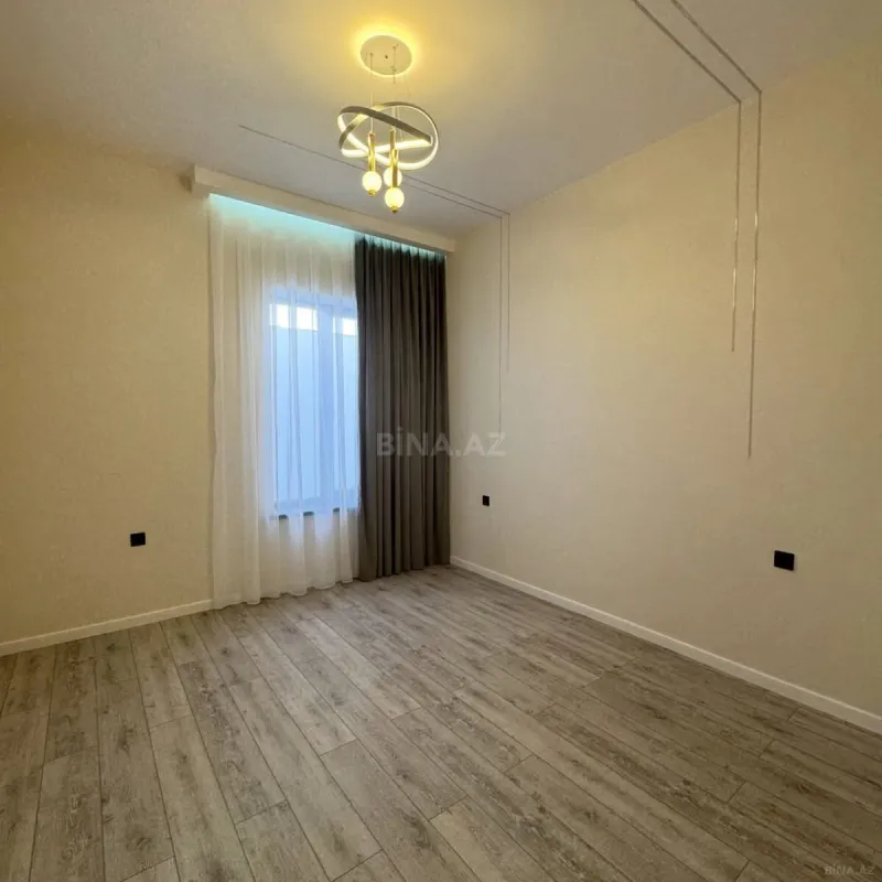 Satılır 4 otaqlı həyət evi 160 m²