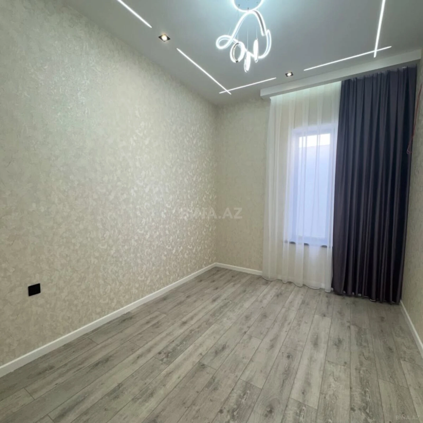 Satılır 4 otaqlı həyət evi 160 m²