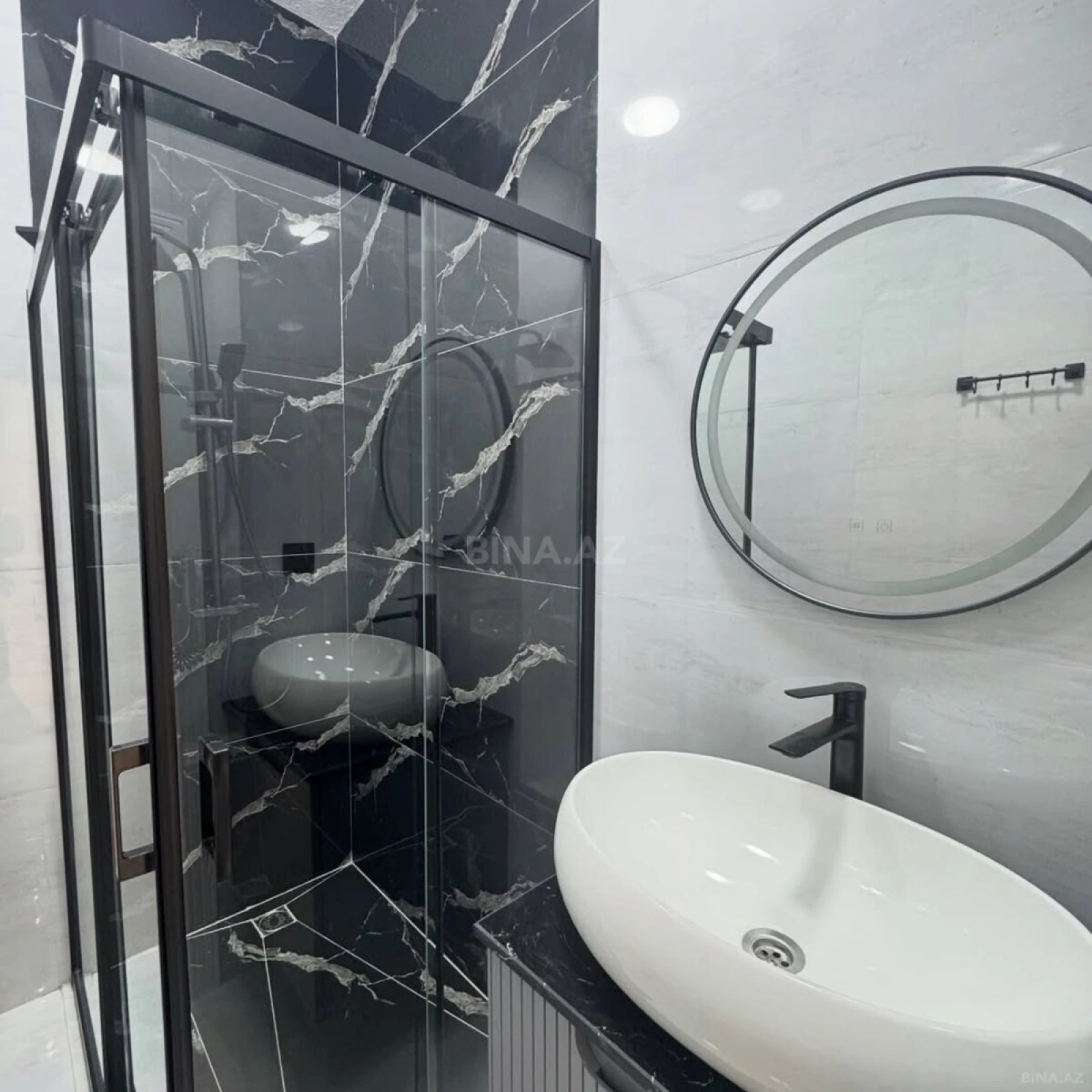 Satılır 4 otaqlı həyət evi 160 m²