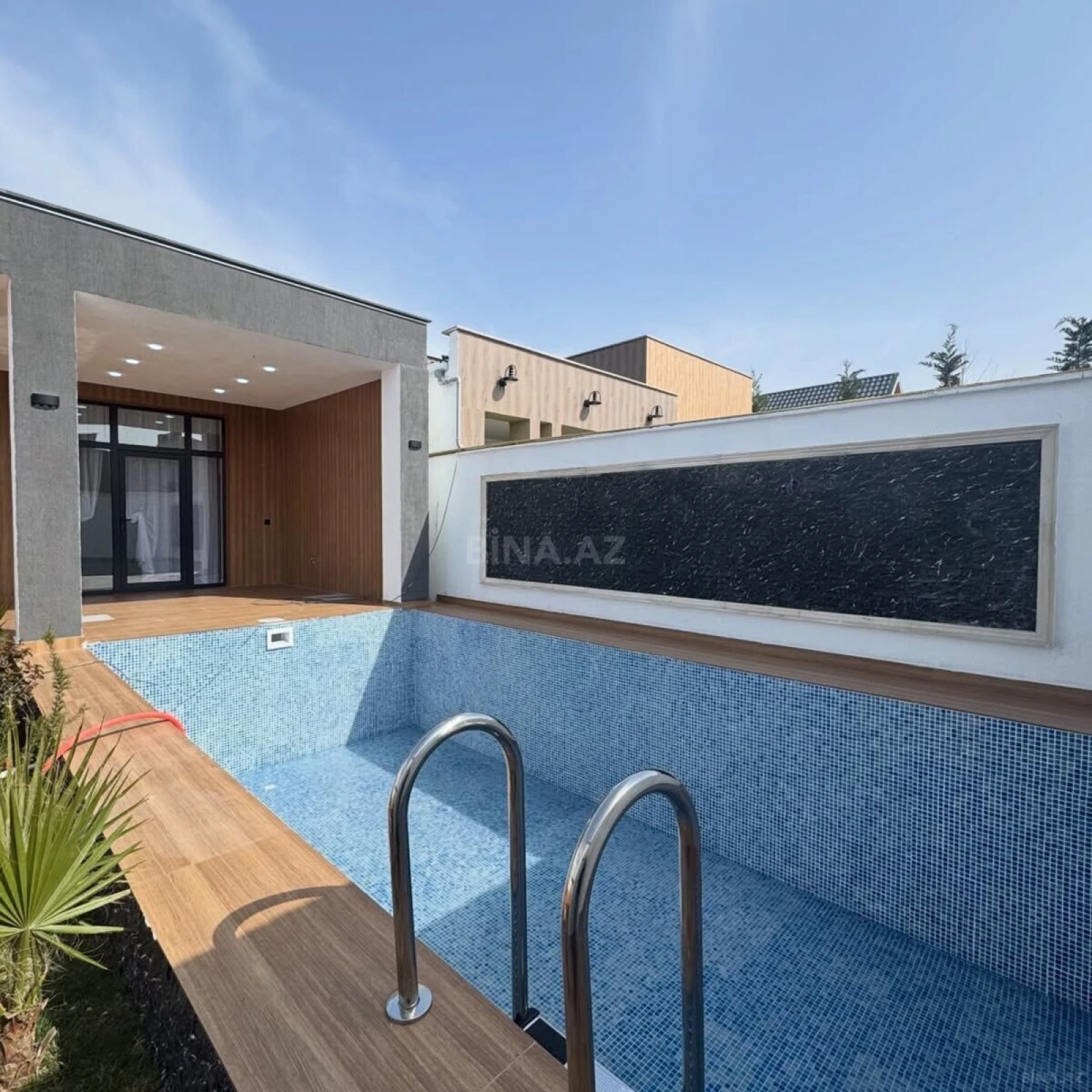 Satılır 4 otaqlı həyət evi 160 m²