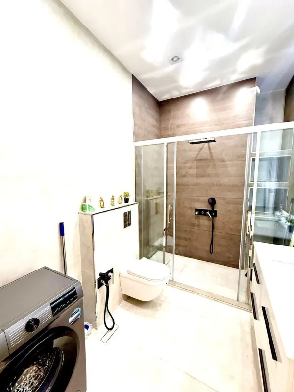 Kirayə verilir 2 otaqlı mənzil 70 m²