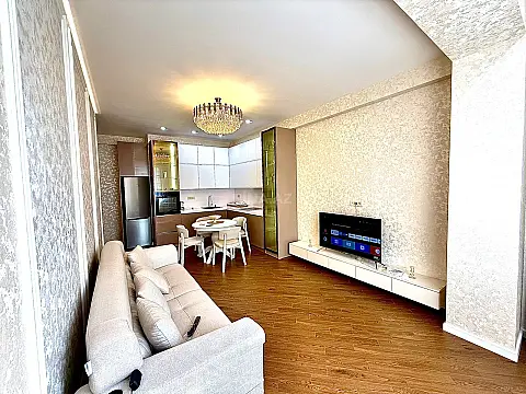 Kirayə verilir 2 otaqlı mənzil 70 m² — Bakı 2 otaq 70.00 m²