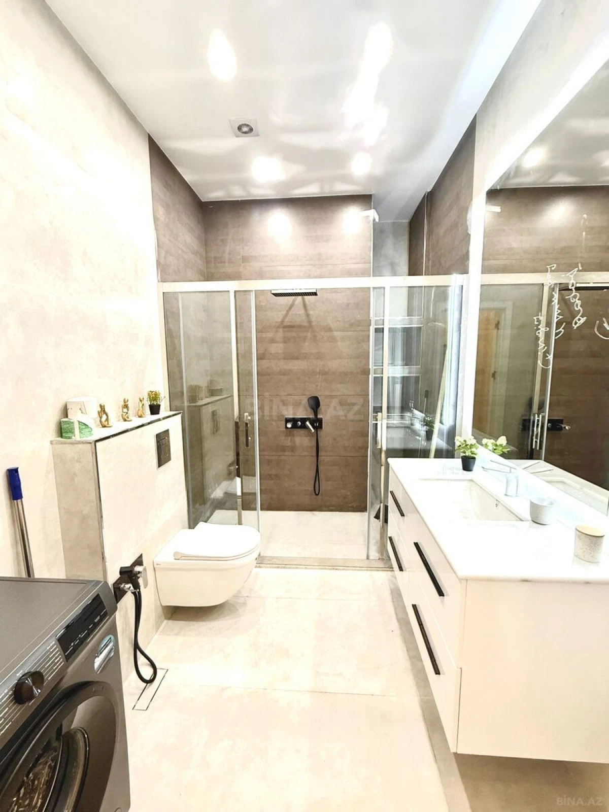 Kirayə verilir 2 otaqlı mənzil 70 m²