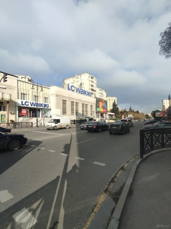 Satılır 2 otaqlı mənzil 42 m²