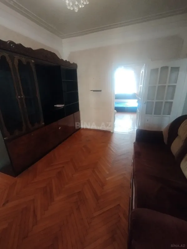 Satılır 2 otaqlı mənzil 42 m²