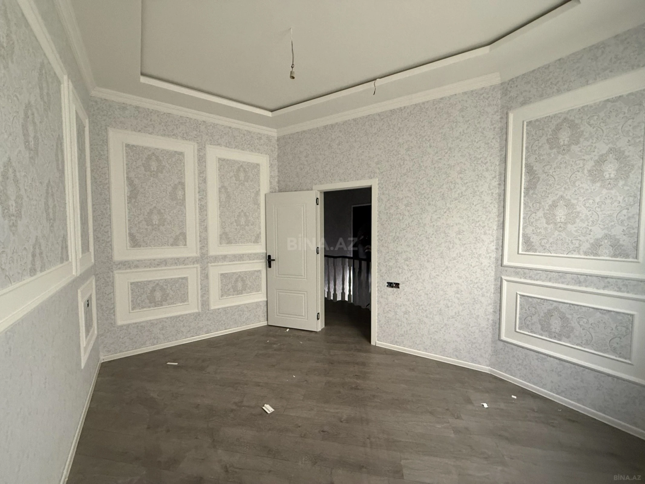 Satılır 6 otaqlı həyət evi 200 m²