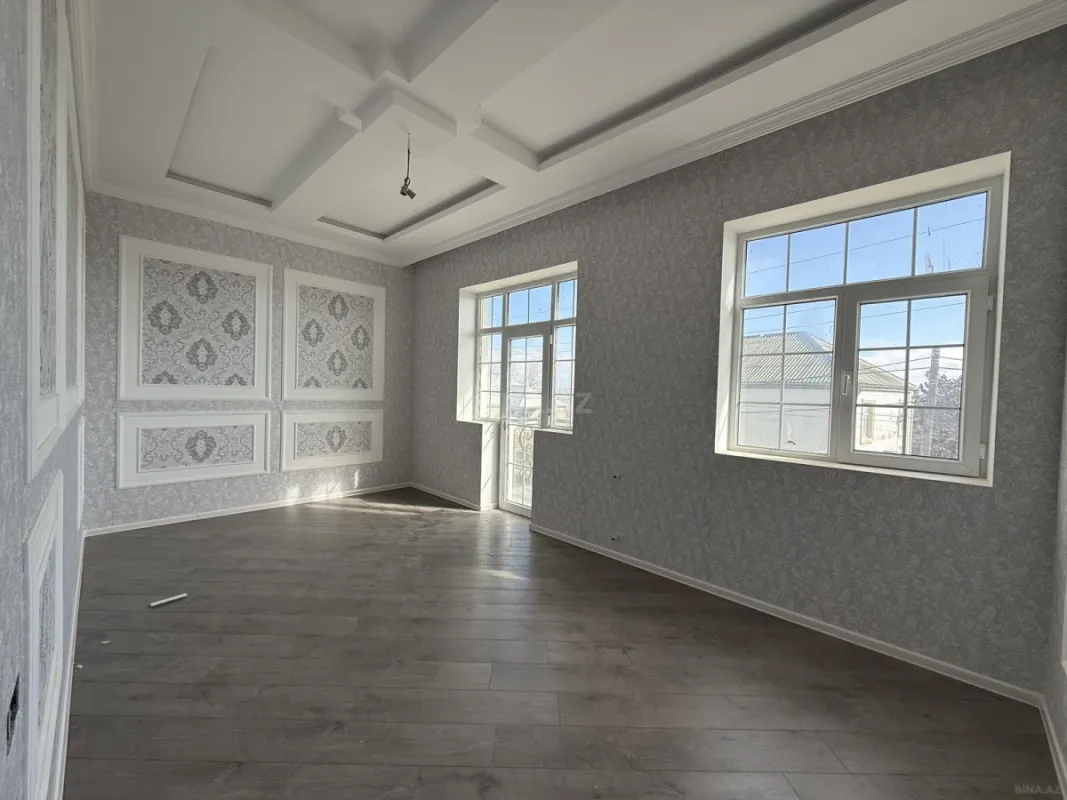 Satılır 6 otaqlı həyət evi 200 m²