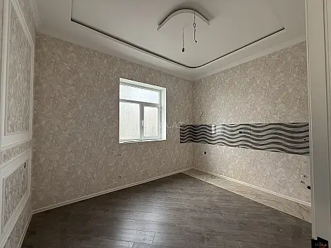 Satılır 6 otaqlı həyət evi 200 m²