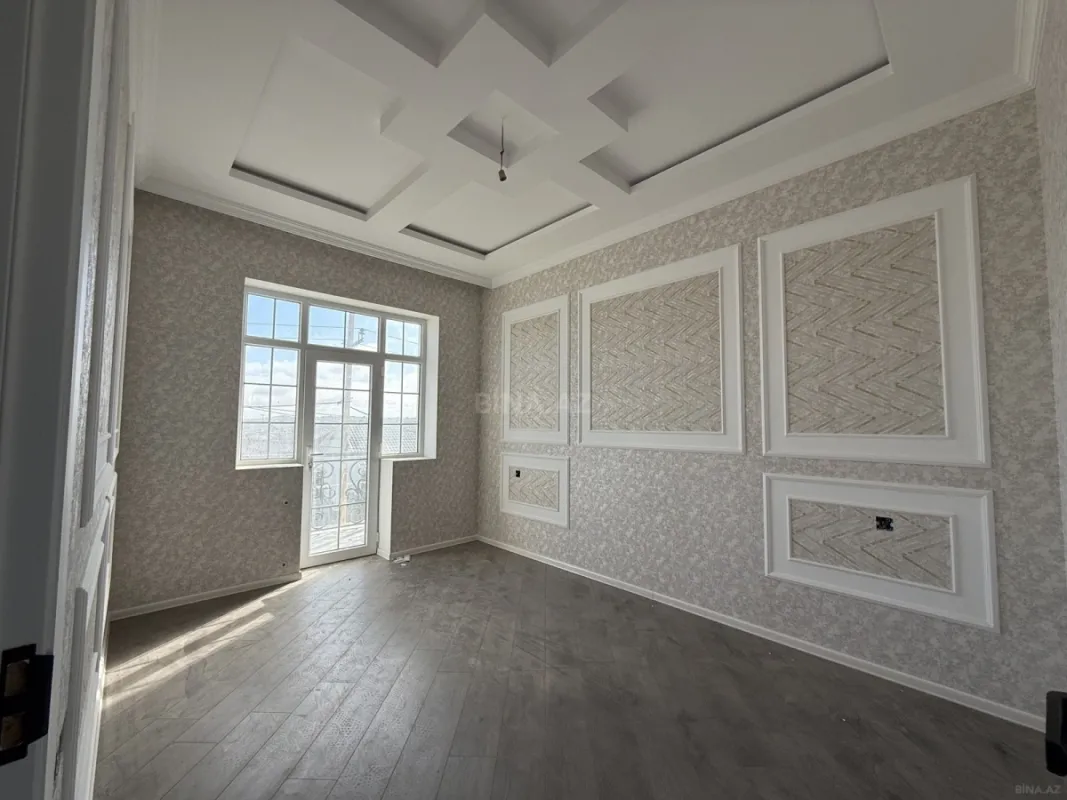 Satılır 6 otaqlı həyət evi 200 m²