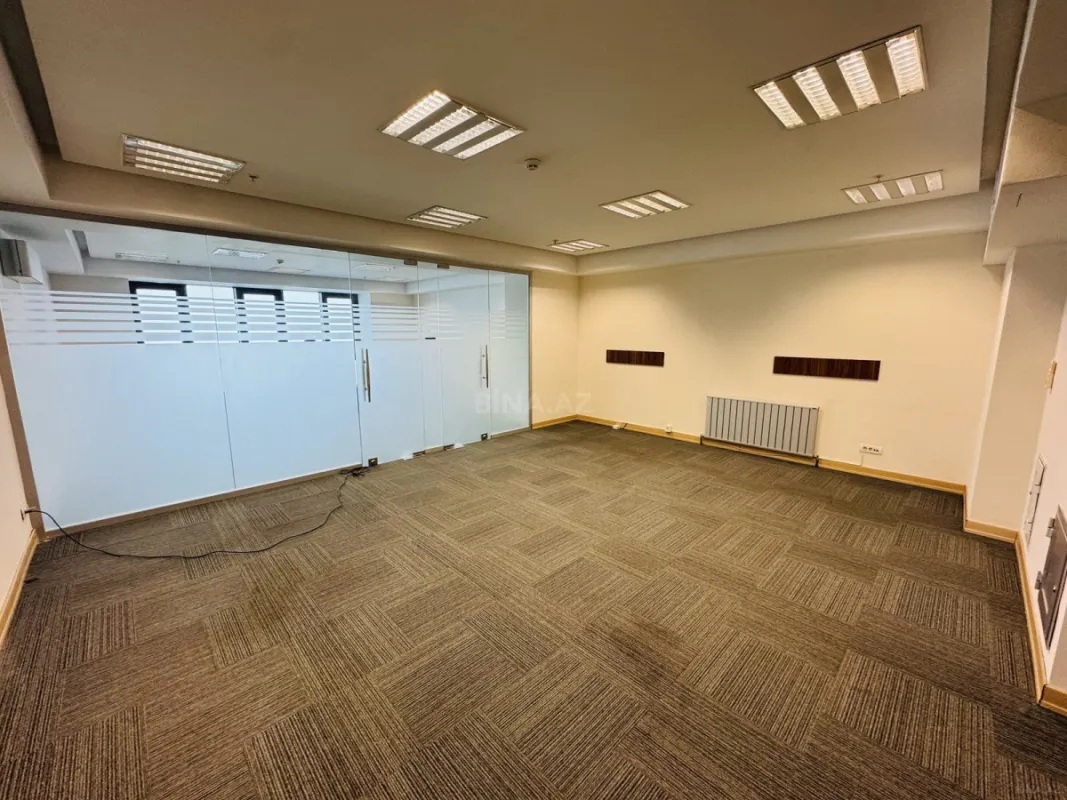 Kirayə verilir 3 otaqlı ofis 85 m²