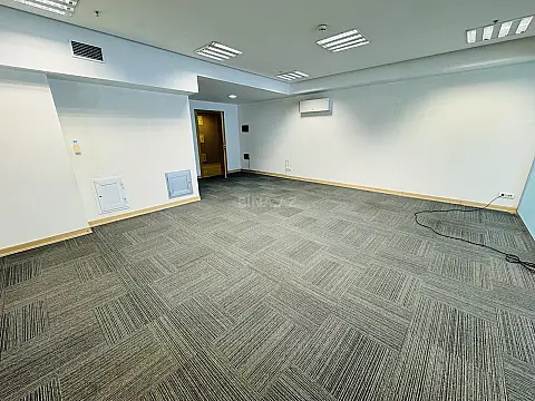 Kirayə verilir 3 otaqlı ofis 85 m²