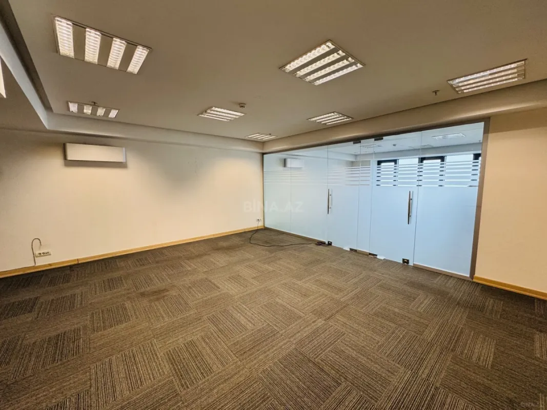 Kirayə verilir 3 otaqlı ofis 85 m²