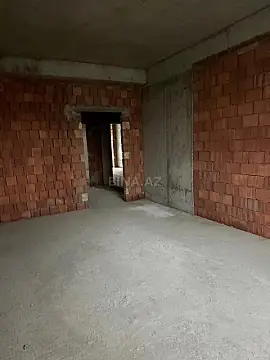 Satılır 4 otaqlı mənzil 155 m²