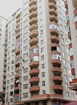 Satılır 4 otaqlı mənzil 155 m²