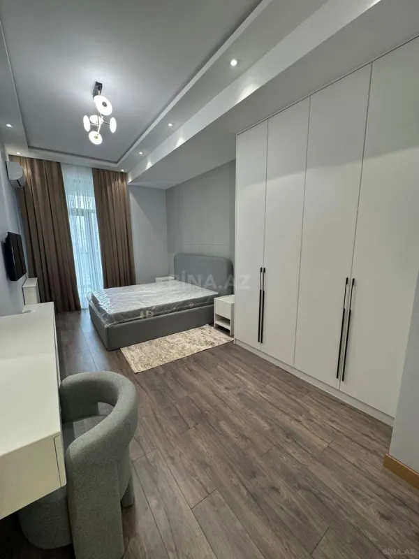 Satılır 2 otaqlı mənzil 95 m²