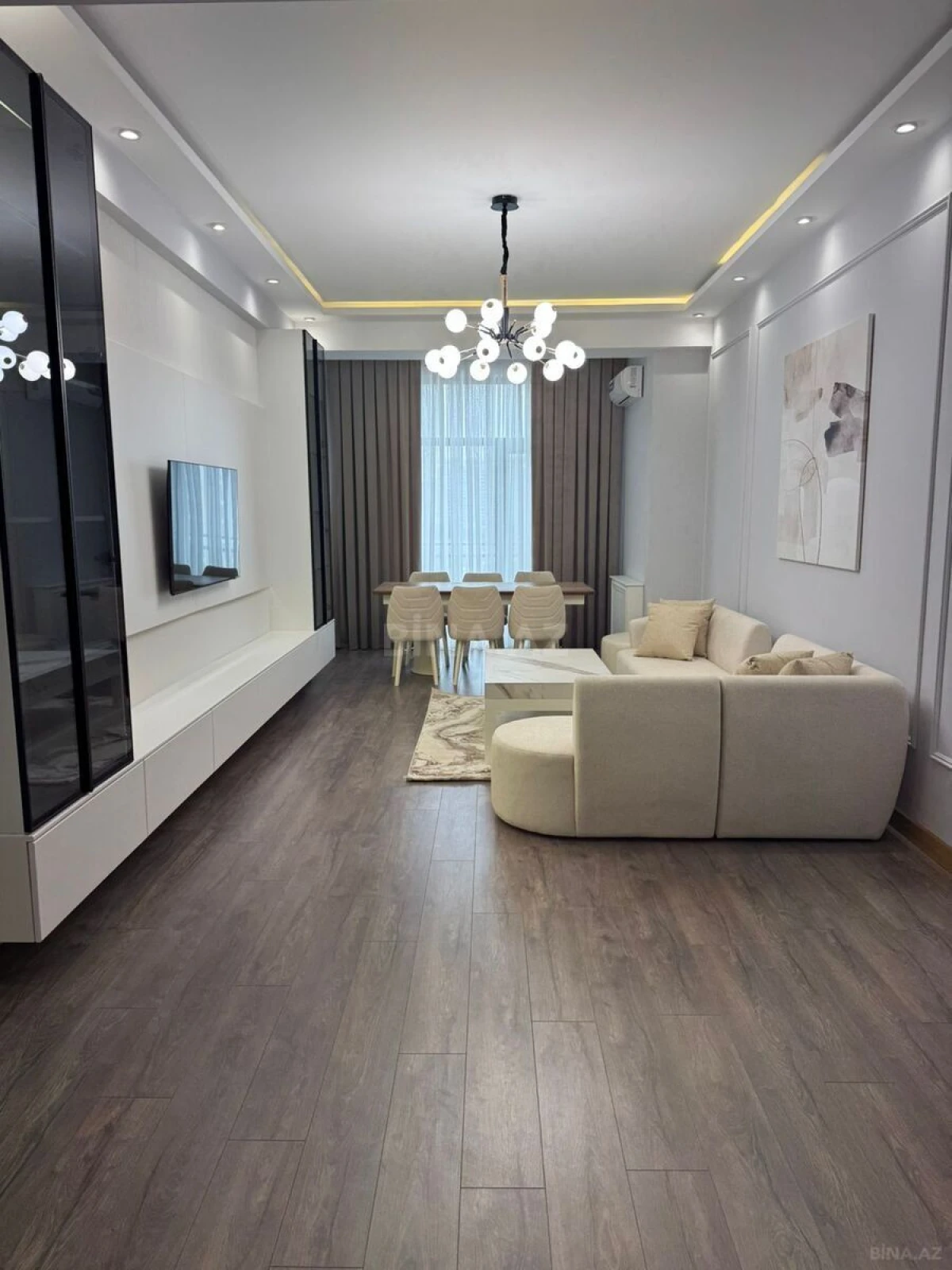Satılır 2 otaqlı mənzil 95 m²