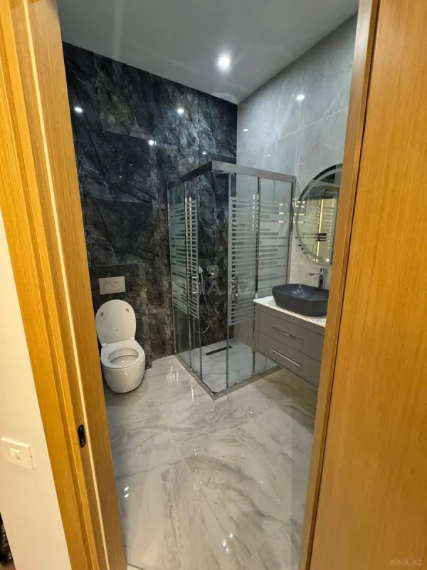 Satılır 2 otaqlı mənzil 95 m²