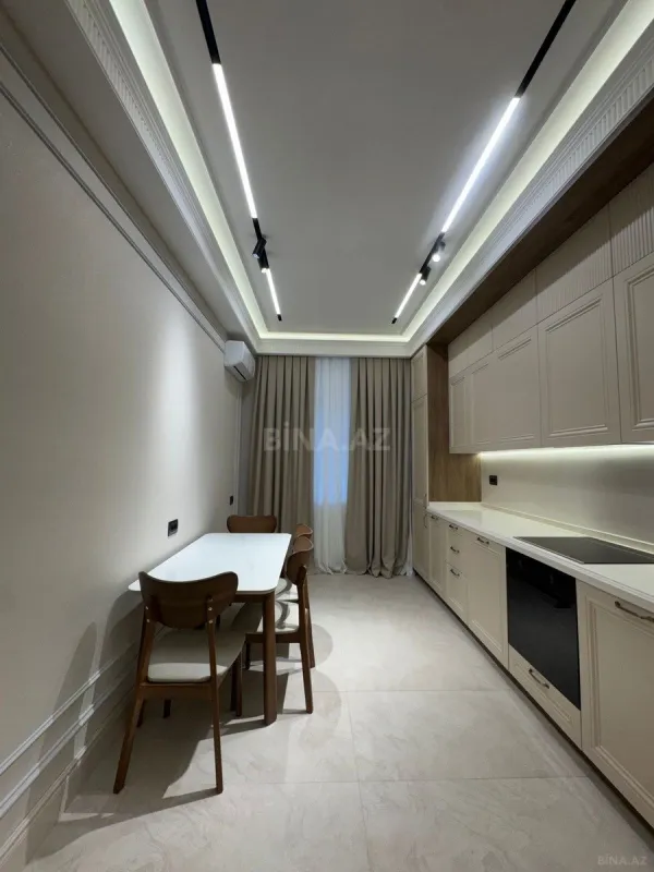 Satılır 3 otaqlı mənzil 120 m²