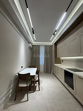 Satılır 3 otaqlı mənzil 120 m²