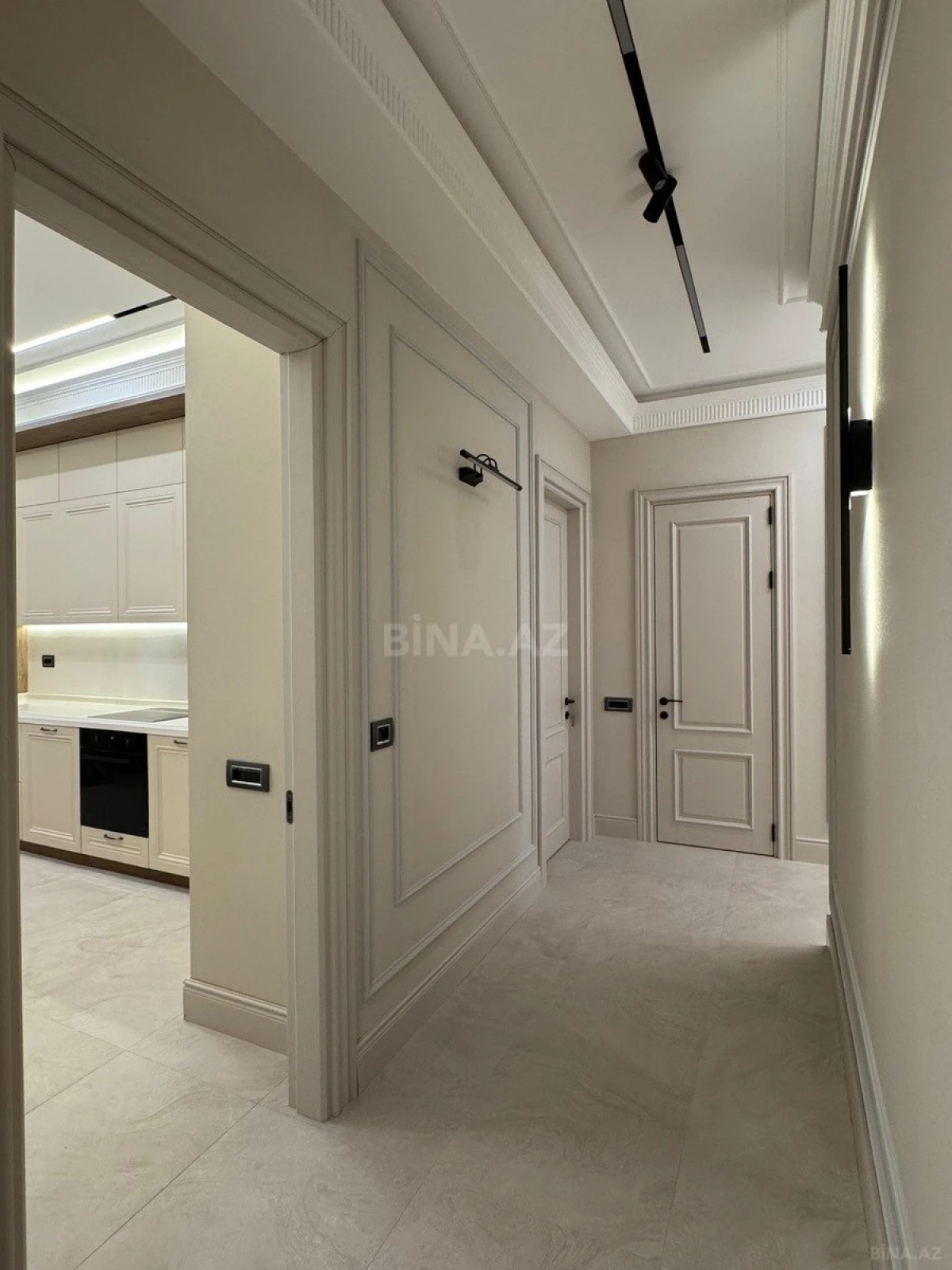 Satılır 3 otaqlı mənzil 120 m²