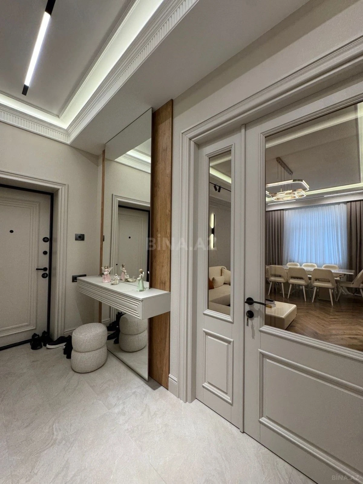 Satılır 3 otaqlı mənzil 120 m²