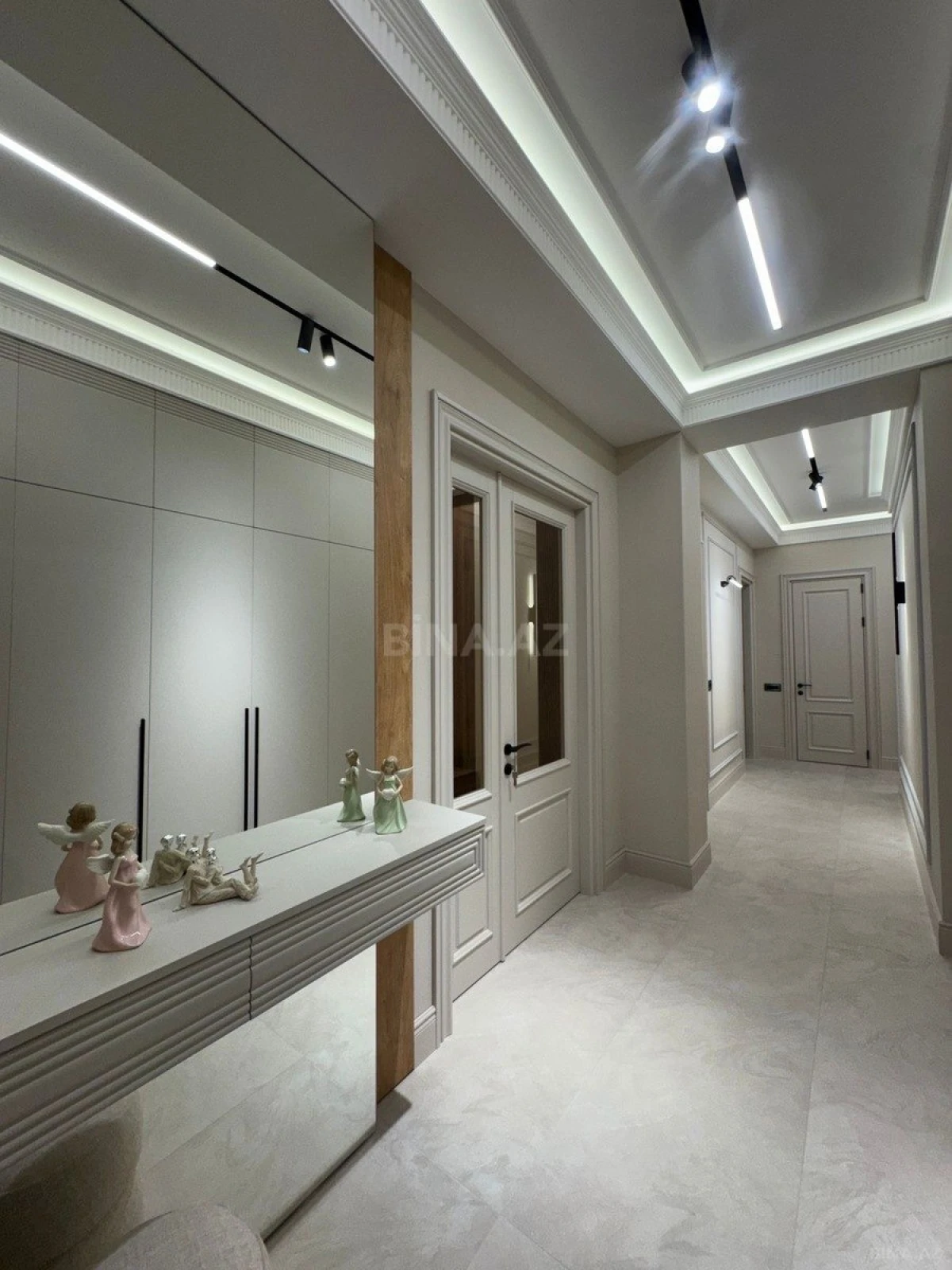 Satılır 3 otaqlı mənzil 120 m²