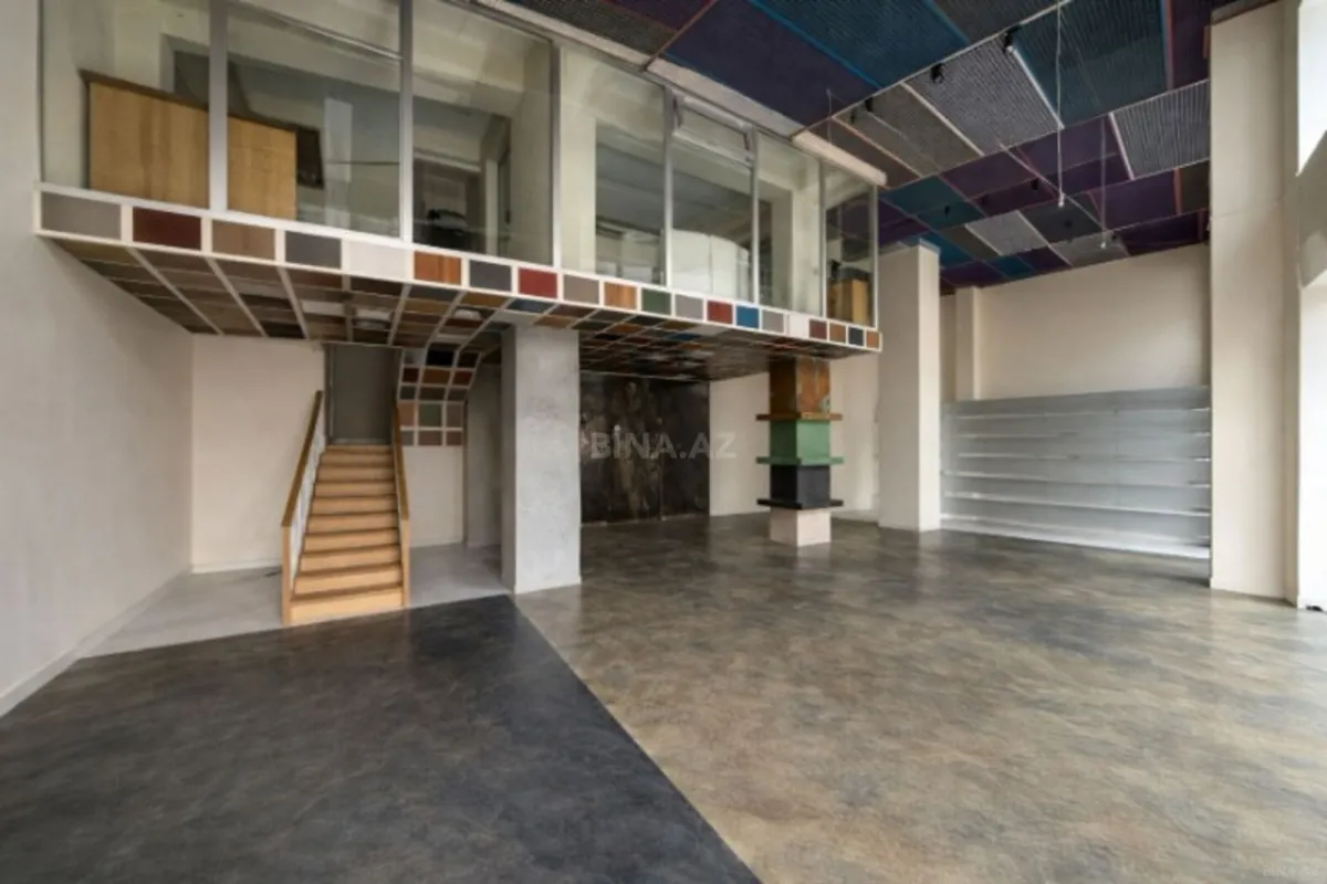 Kirayə verilir obyekt 300 m²