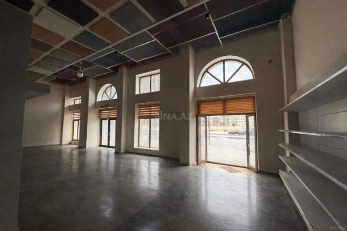 Kirayə verilir obyekt 300 m²