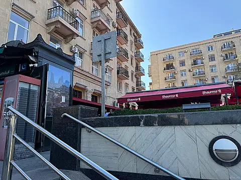 Satılır obyekt 10.5 m² — Bakı, Nizami 10.50 m²