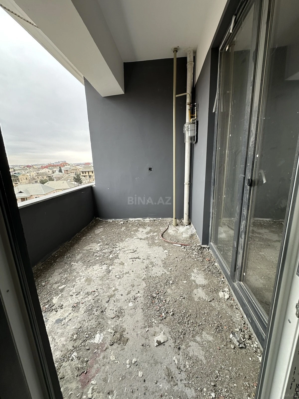 Satılır 3 otaqlı mənzil 114 m²