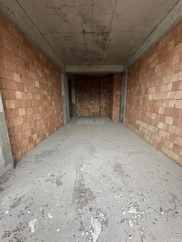 Satılır 3 otaqlı mənzil 114 m²