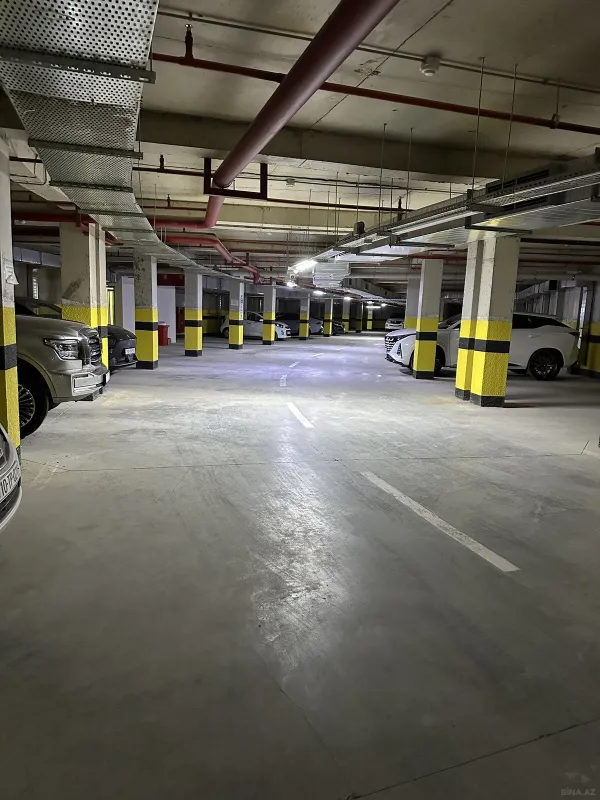 Satılır 3 otaqlı mənzil 114 m²