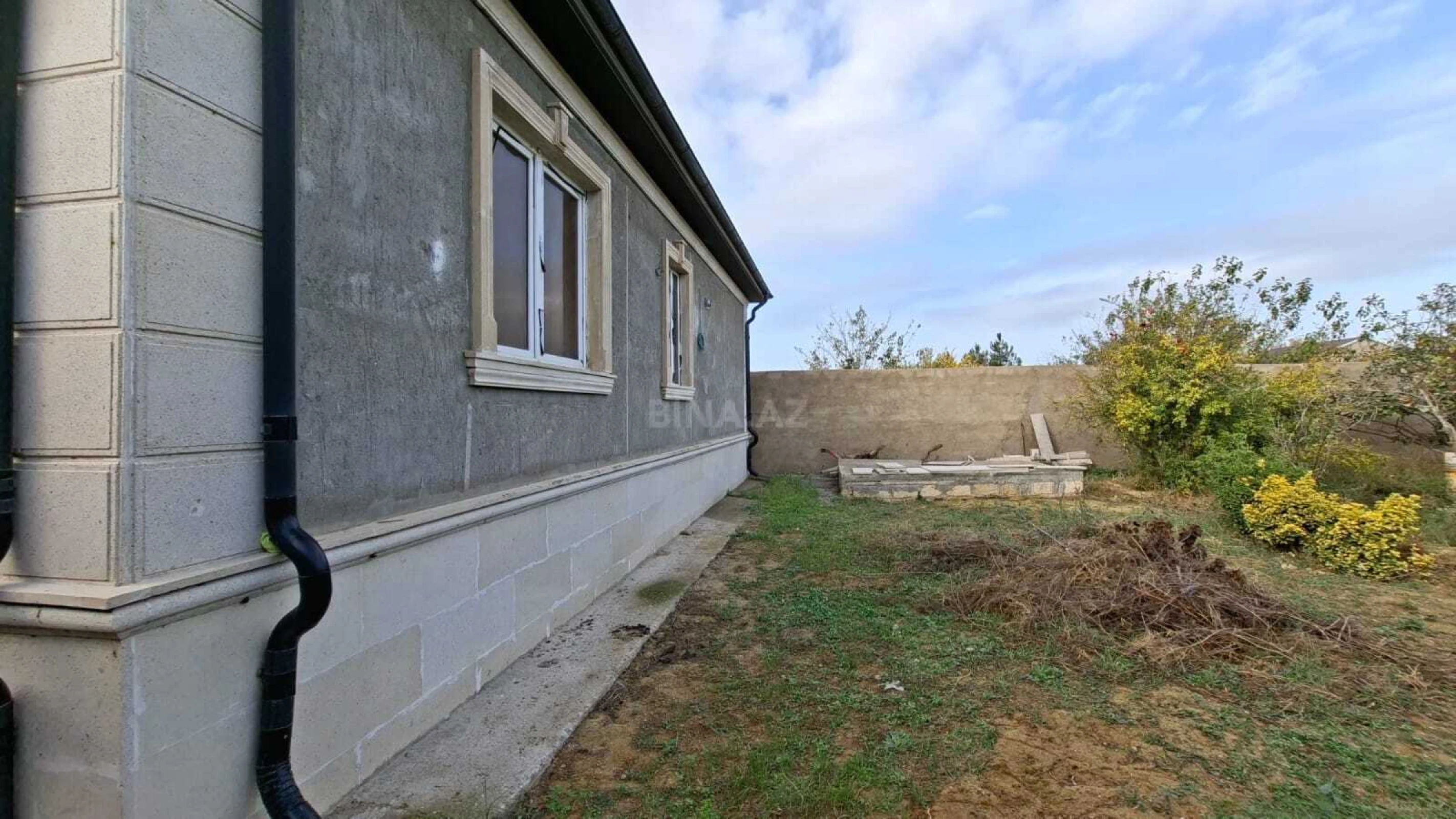 Satılır 3 otaqlı həyət evi 120 m²