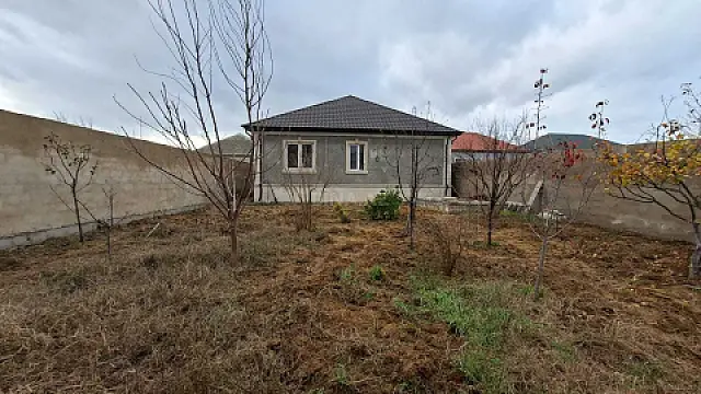 Satılır 3 otaqlı həyət evi 120 m²