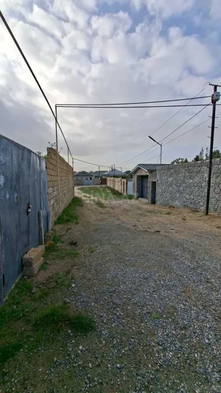 Satılır 3 otaqlı həyət evi 120 m²