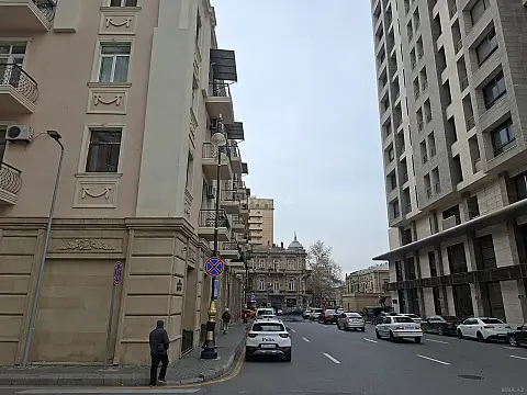 Satılır 3 otaqlı mənzil 80 m²