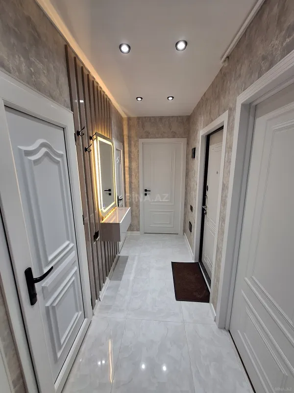 Satılır 2 otaqlı mənzil 65 m²