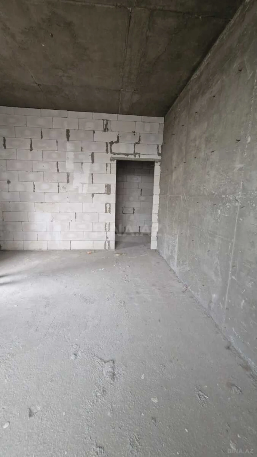 Satılır 2 otaqlı mənzil 66 m²