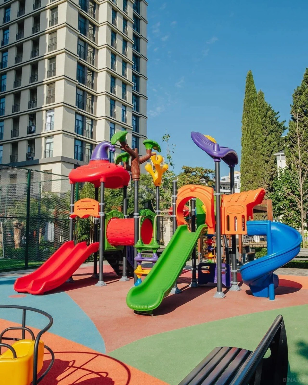 Satılır 2 otaqlı mənzil 66 m²