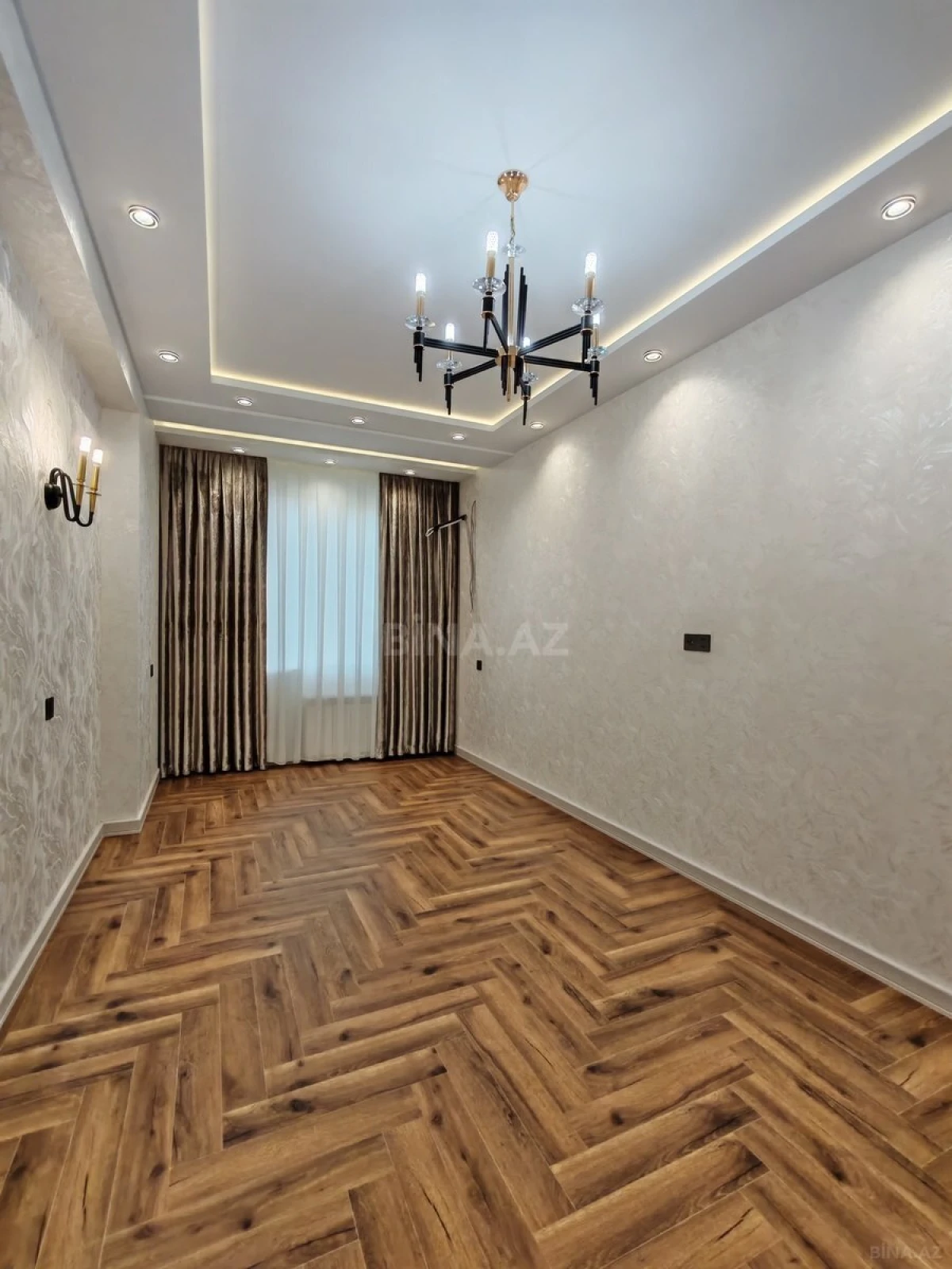 Satılır 2 otaqlı mənzil 65 m²