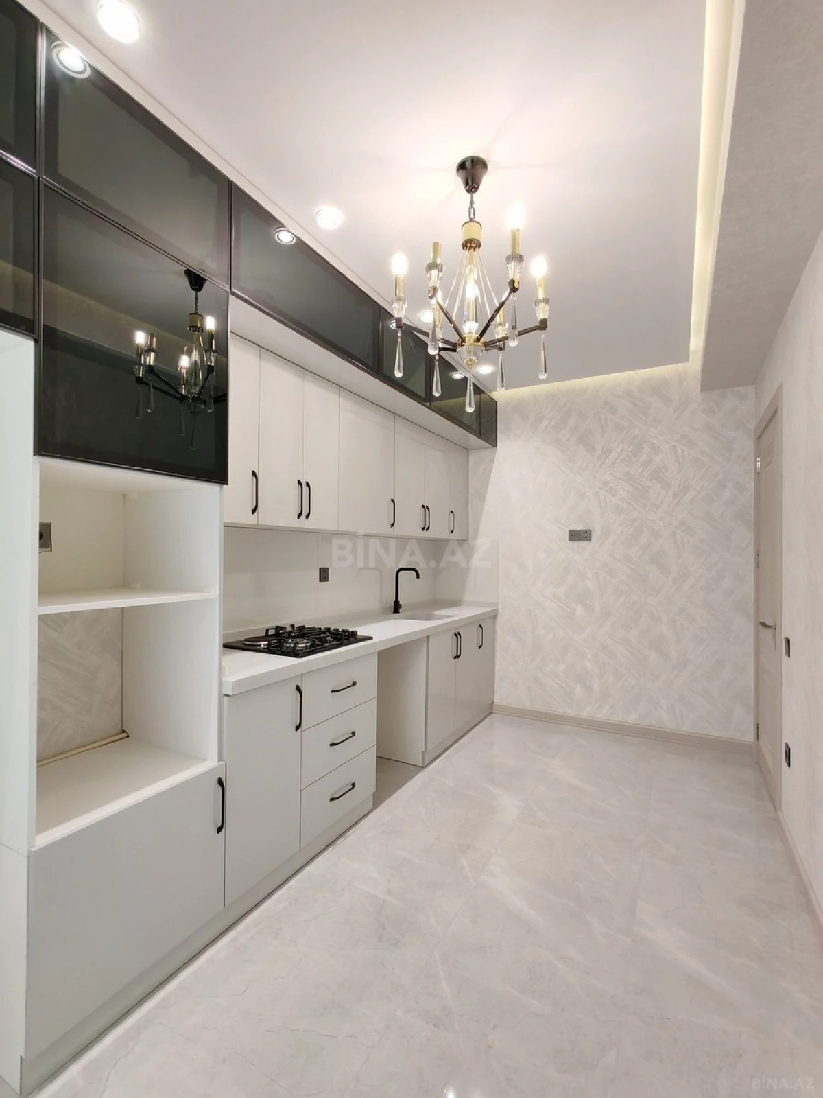 Satılır 2 otaqlı mənzil 65 m²