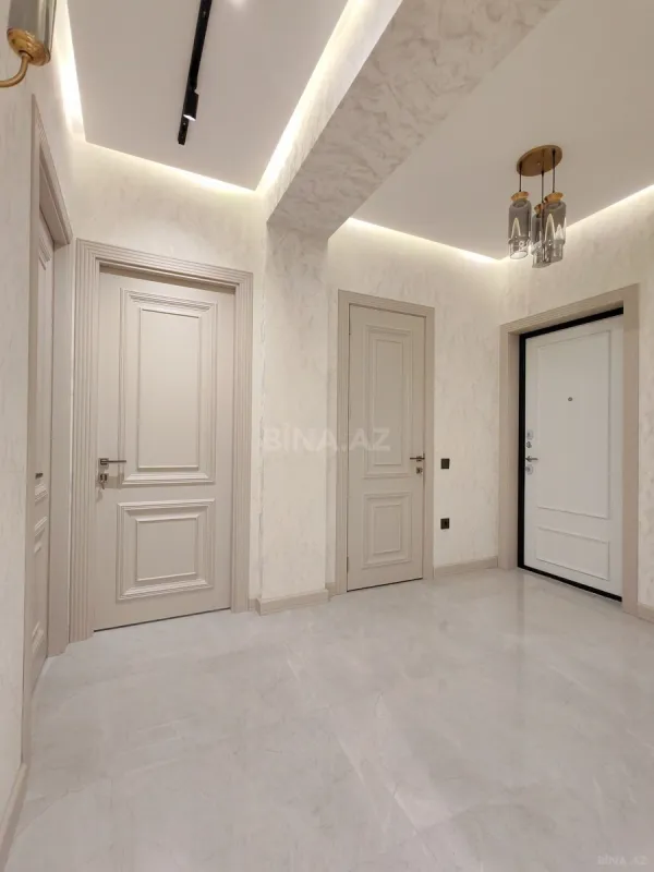 Satılır 2 otaqlı mənzil 65 m²