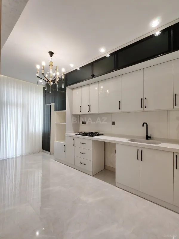 Satılır 2 otaqlı mənzil 65 m²