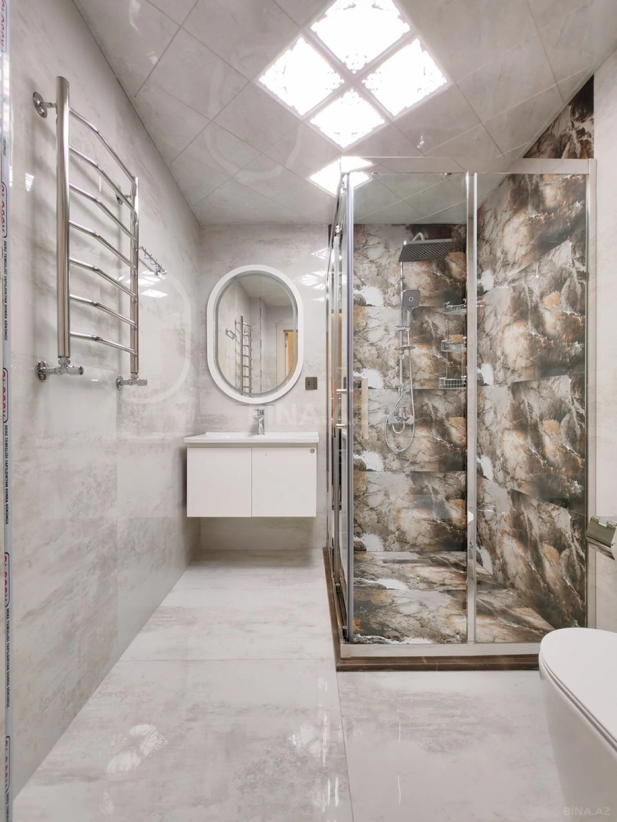 Satılır 2 otaqlı mənzil 65 m²