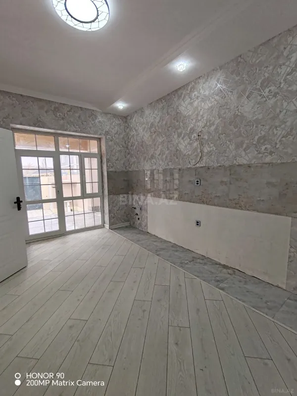 Satılır 4 otaqlı həyət evi 100 m²