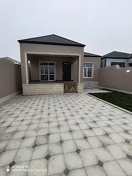 Satılır 4 otaqlı həyət evi 100 m²