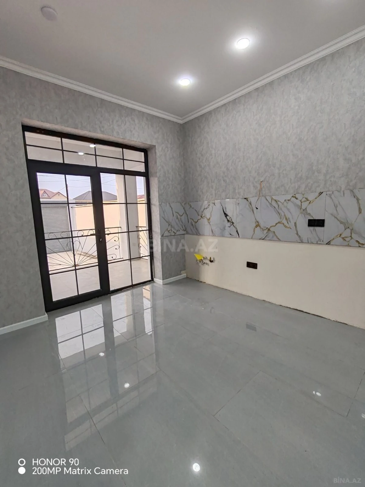 Satılır 3 otaqlı həyət evi 95 m²