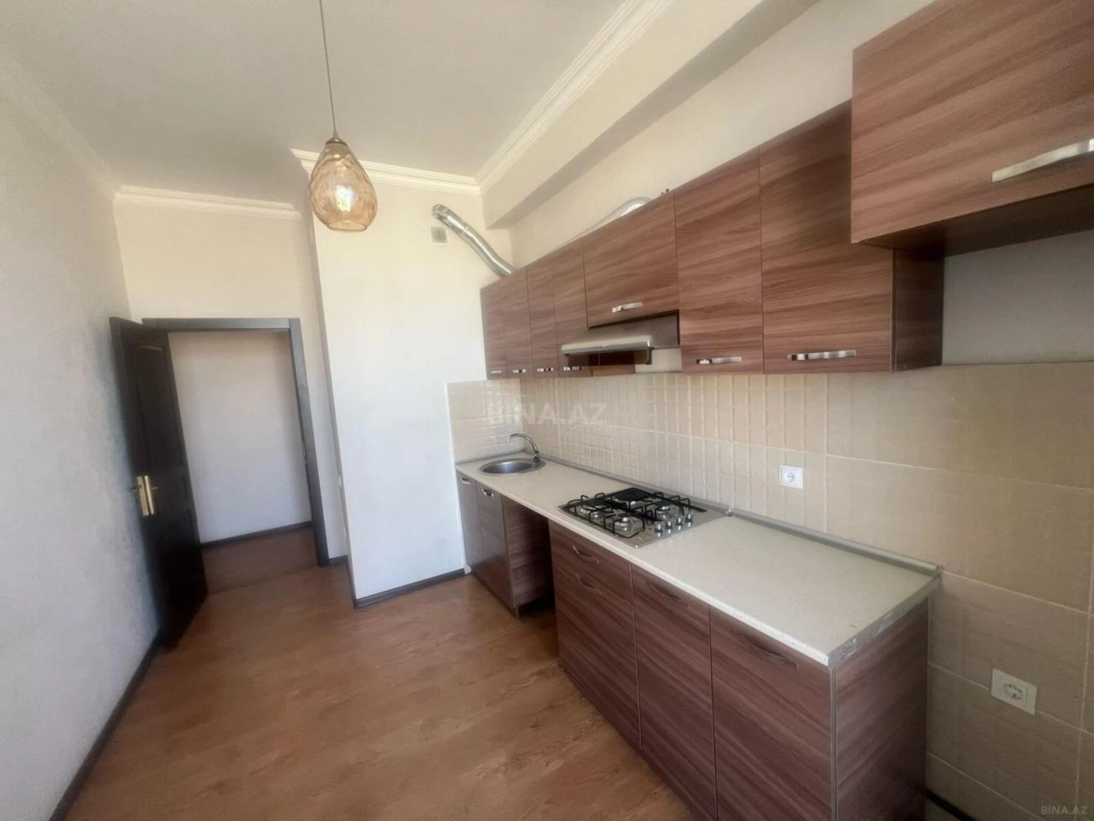 Kirayə verilir 2 otaqlı mənzil 60 m²