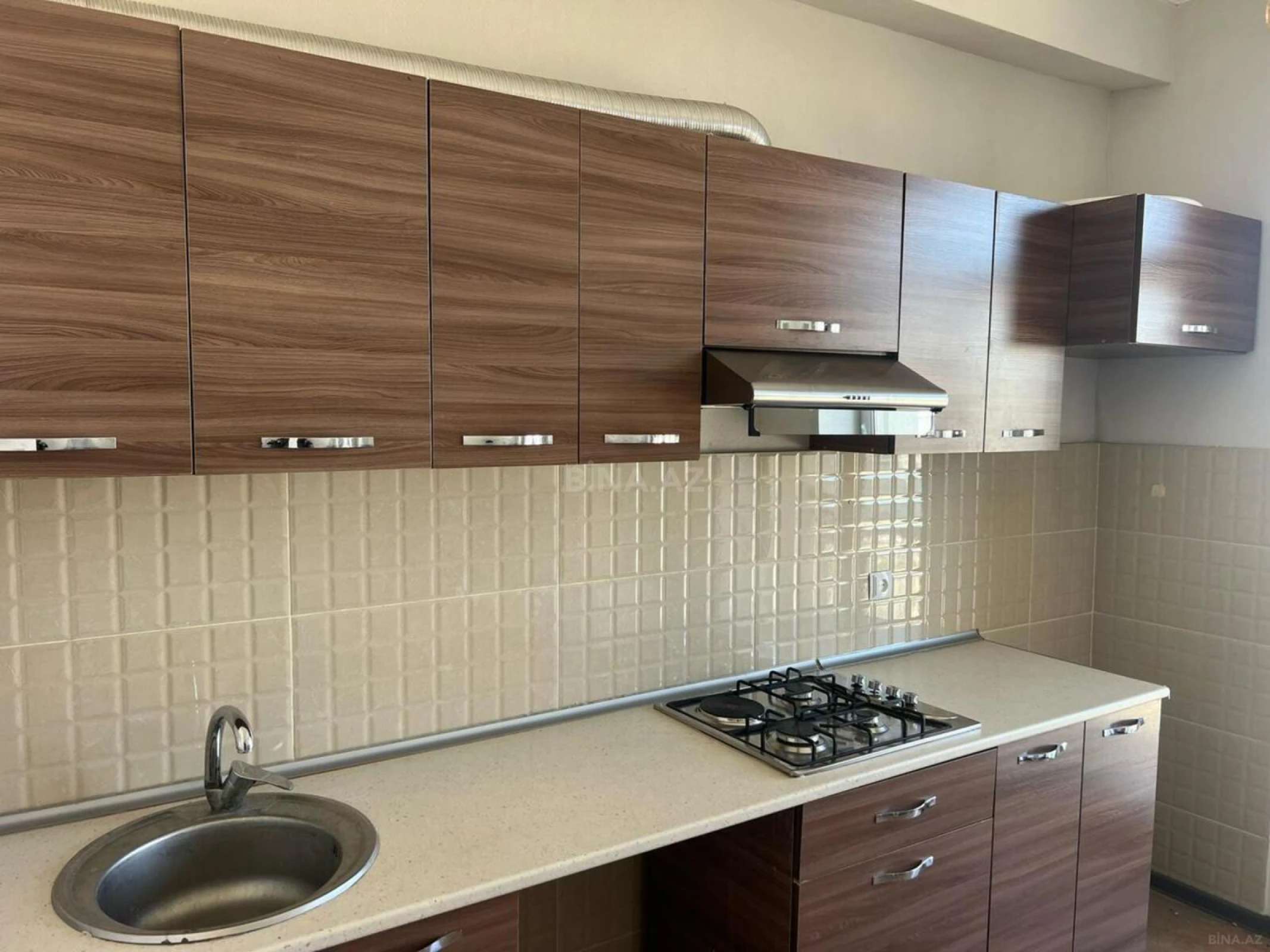 Kirayə verilir 2 otaqlı mənzil 60 m²