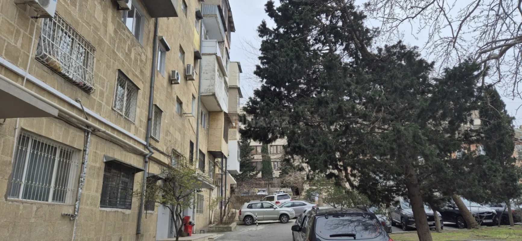Satılır 3 otaqlı mənzil 80 m²